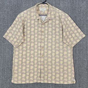 Clearwater Outfitters Hawaiian Shirt Mens XL Tan Pineapples All Over Print